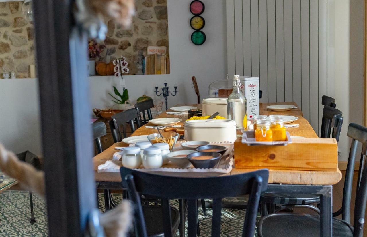 La Casa Di Ro Bed & Breakfast เปตราเลีย ซอตตานา ภายนอก รูปภาพ
